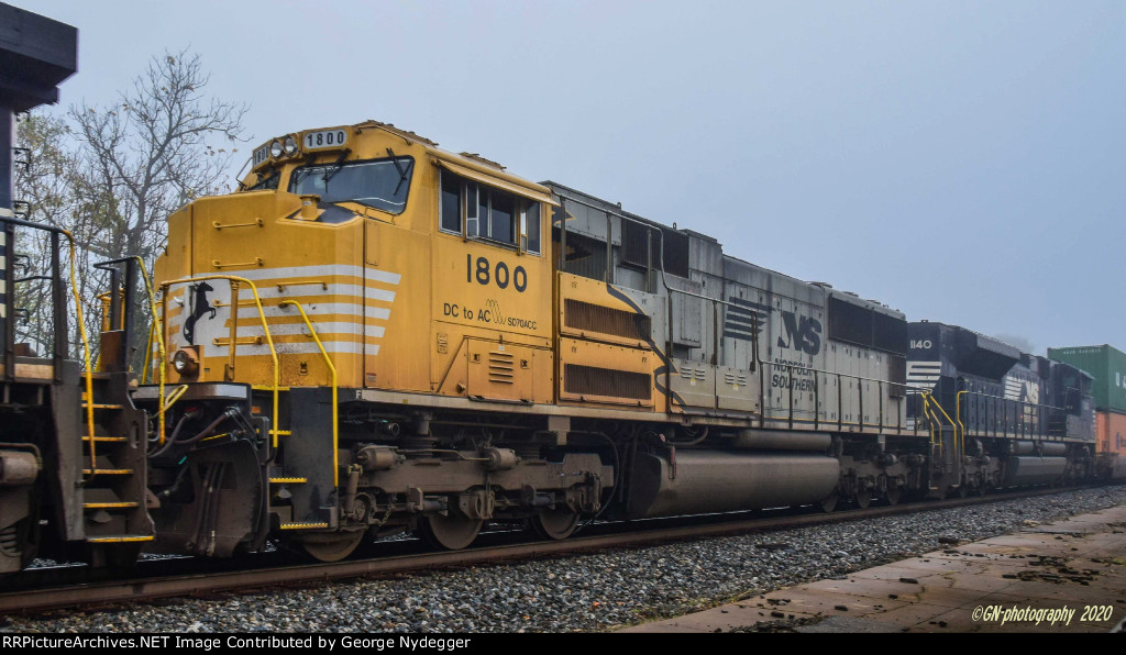 NS 1800